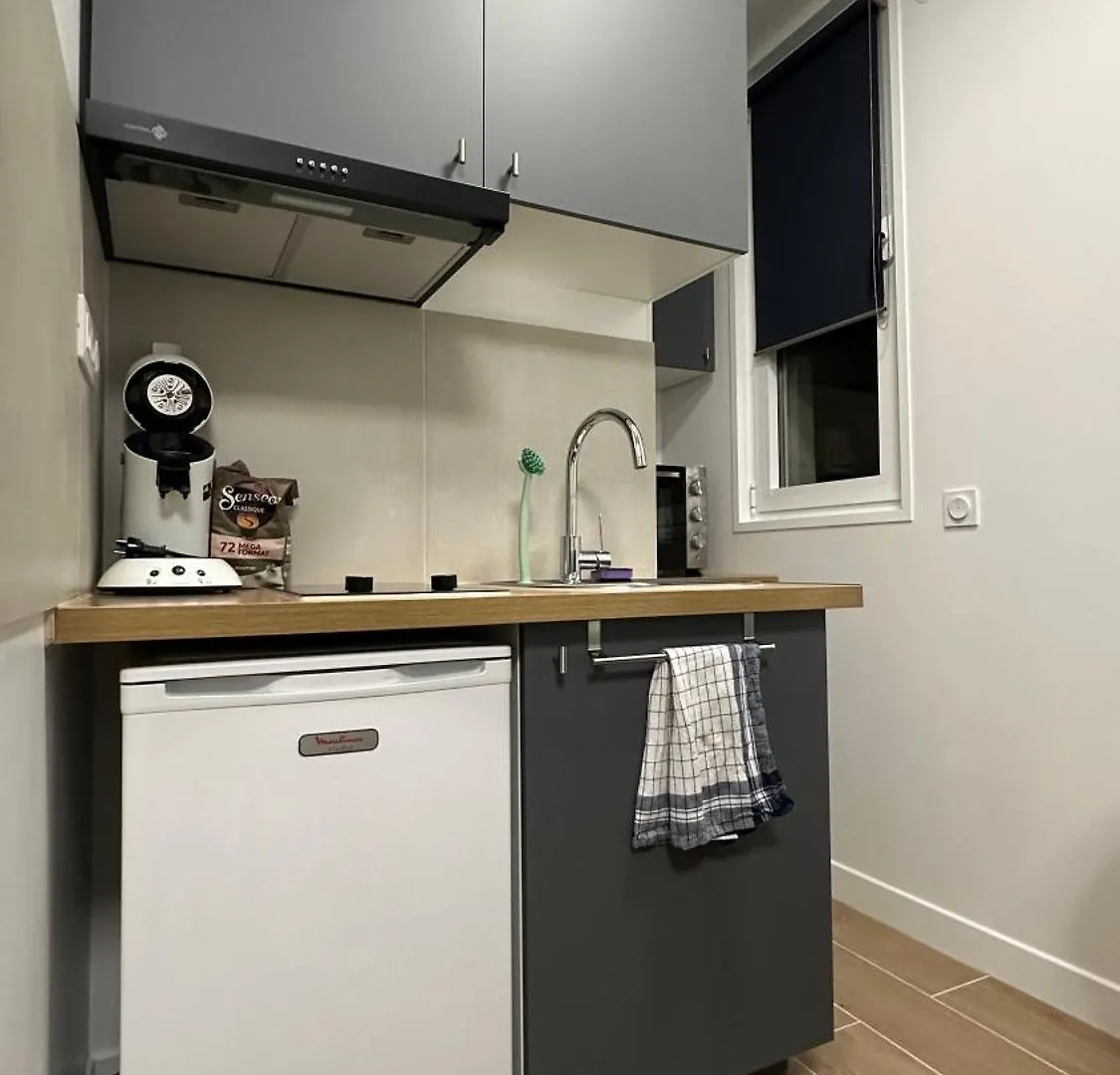Lacharriere-logement Entier 38m2 Apartment *